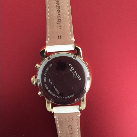 Coach Watch - Picture 4 of 6